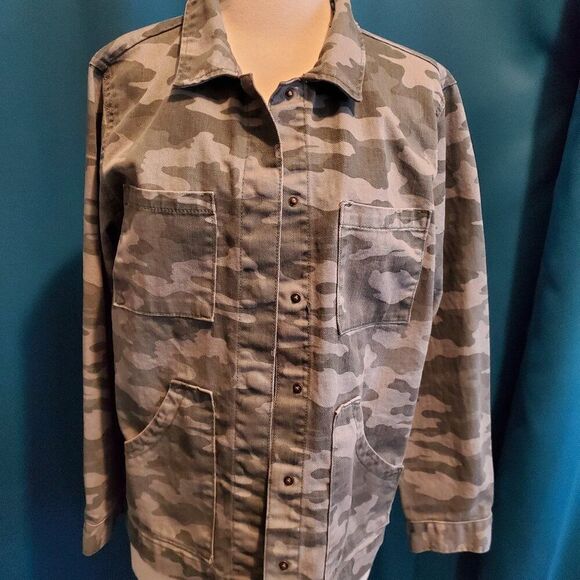 Cozy Camo Utility jacket with pockets 100% cotton -M - Picture 2 of 6
